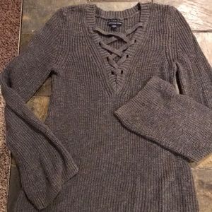 American Eagle Grey sweater